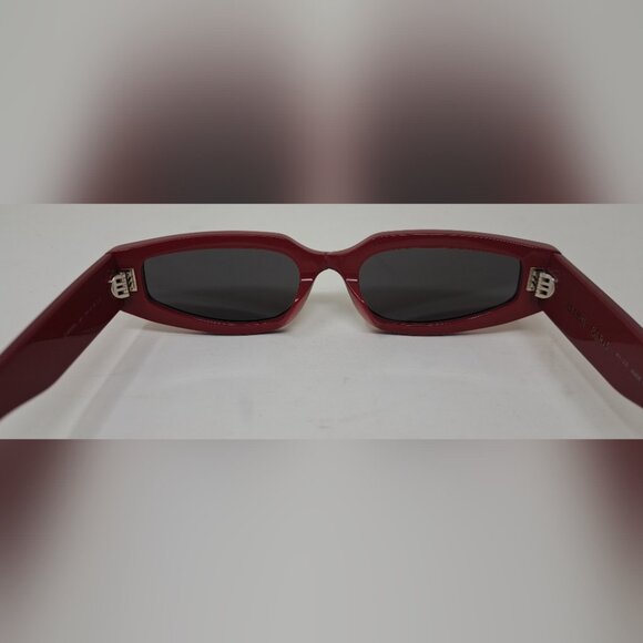 Celine Triomphe Womens Triomphe Sunglasses Red Smoky Gray CL40269U 66A 54-19-135 - Picture 11 of 15